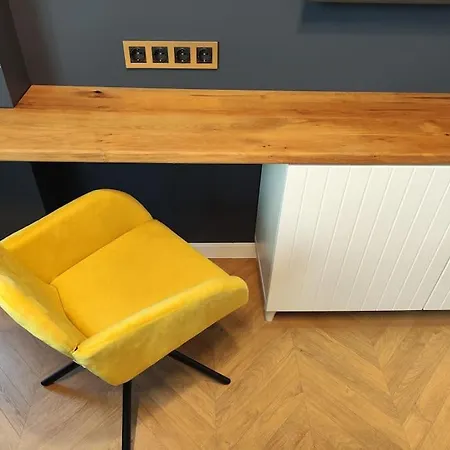 Topaz Beachfront Апартамент *